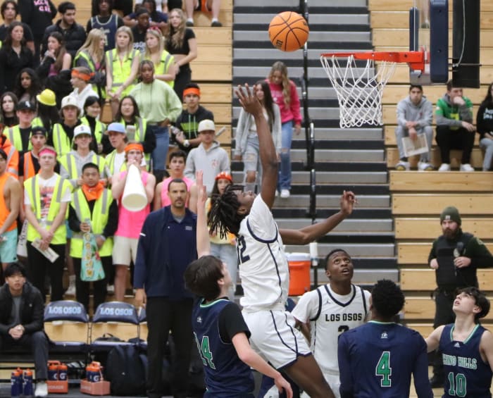 Deacon Toliver Los Osos feature by John Murphy Jan. 20 2023 Turkey Day Game 2022 Ernie Abrea Noy Nov 24 2022 20000101_0183